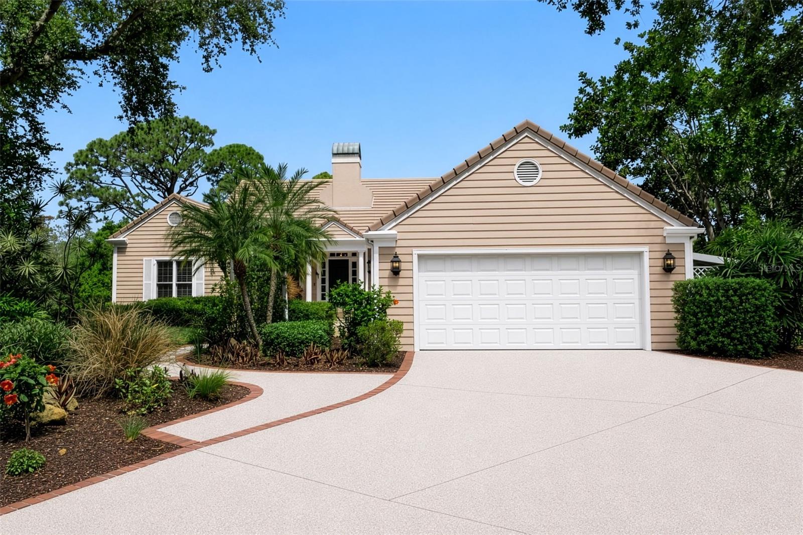 A4691664 Property Photo
