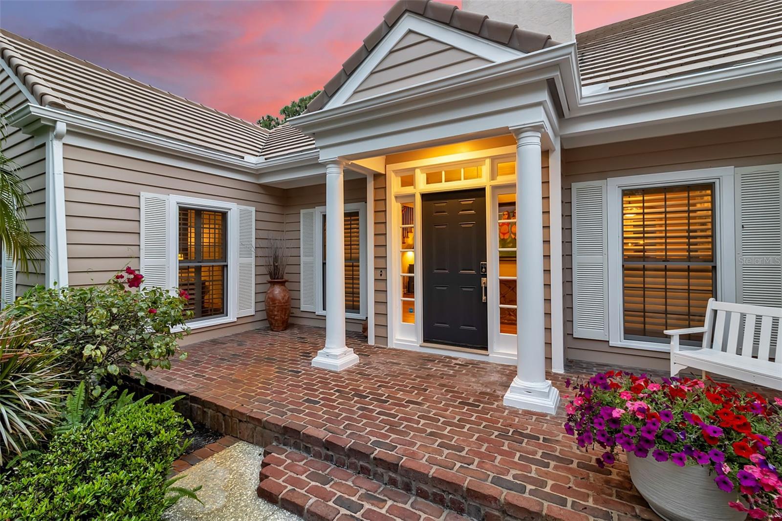 A4691664 Property Photo