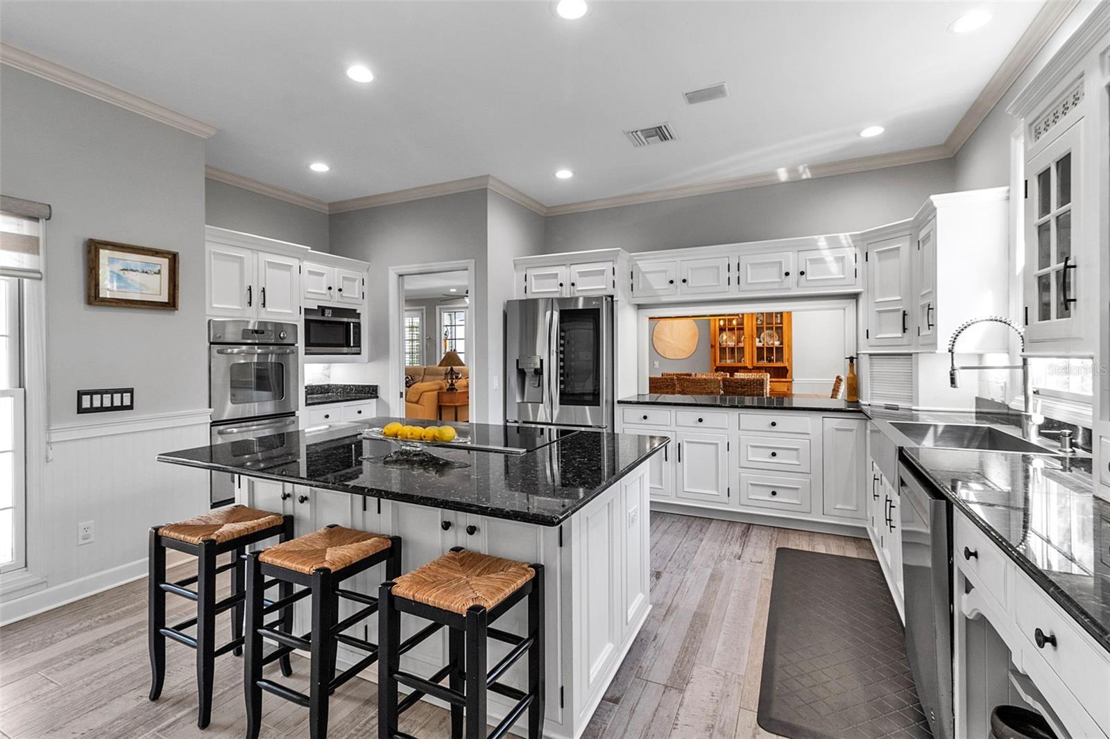A4691664 Property Photo