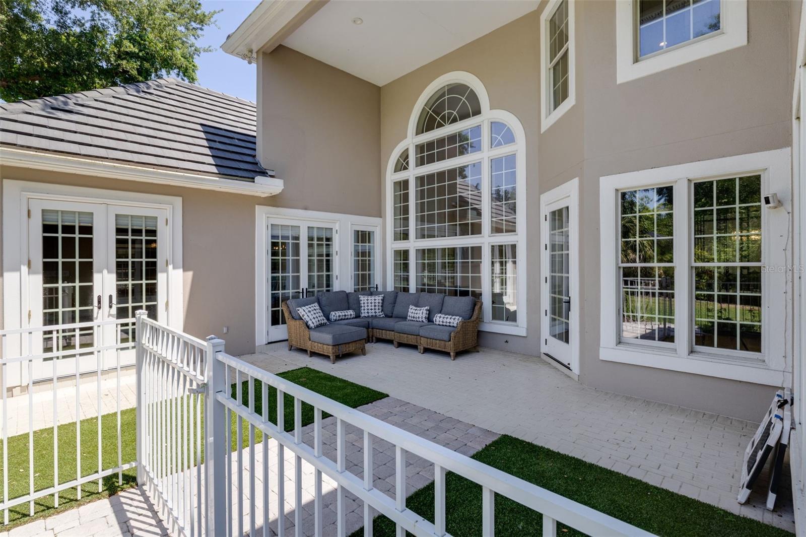 A4691789 Property Photo