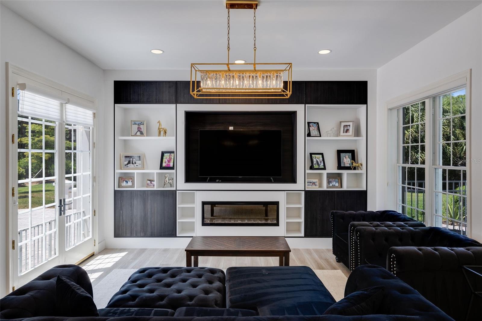 A4691789 Property Photo