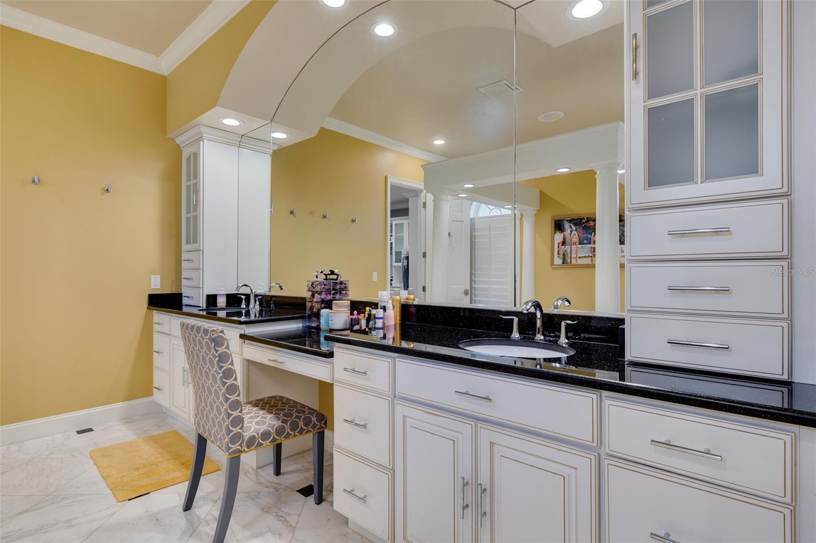 A4691789 Property Photo
