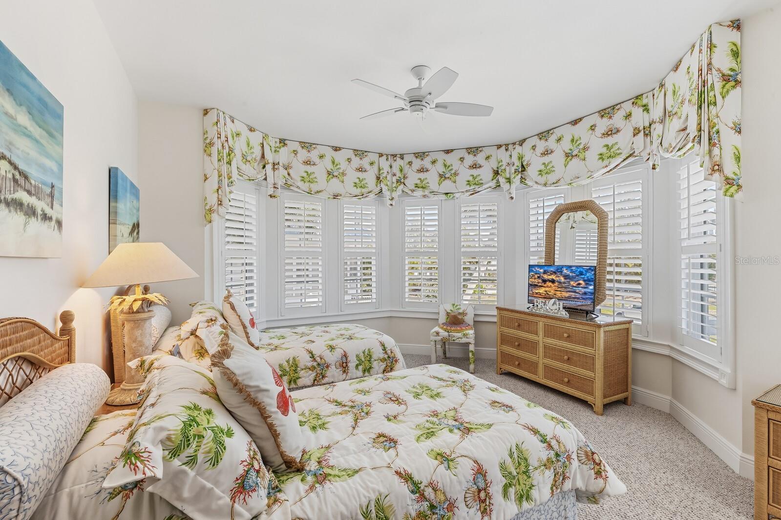 D6147259 Property Photo