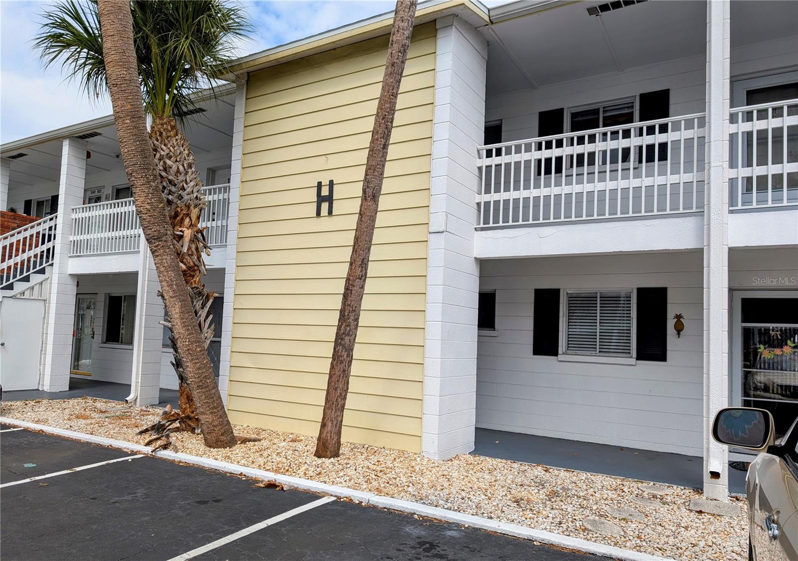 MLS# A4691884 Property Photo