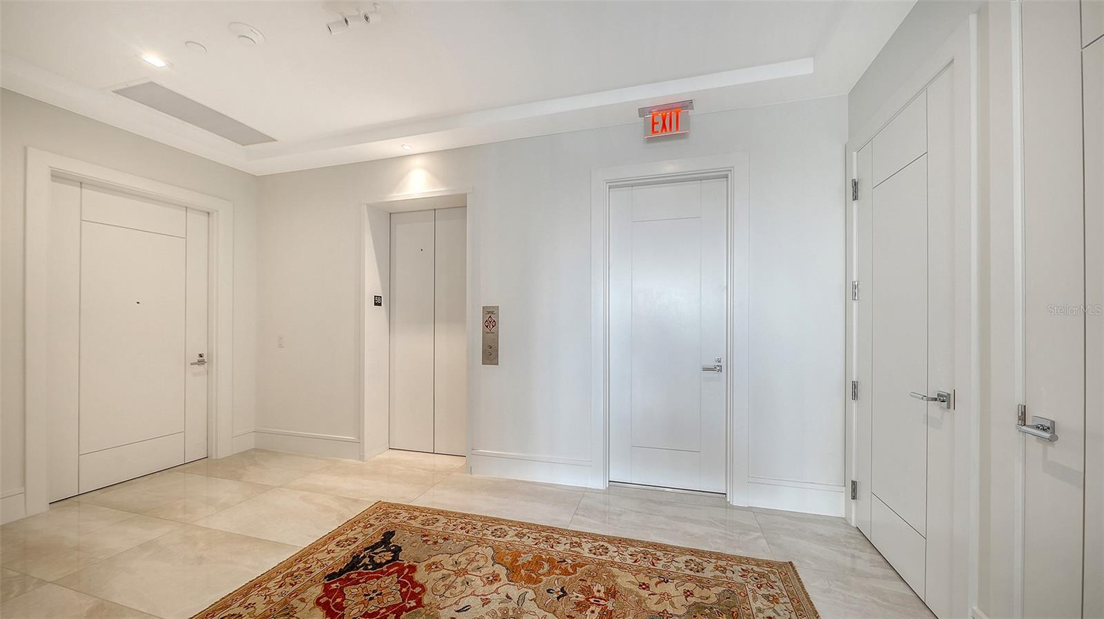 A4692009 Property Photo
