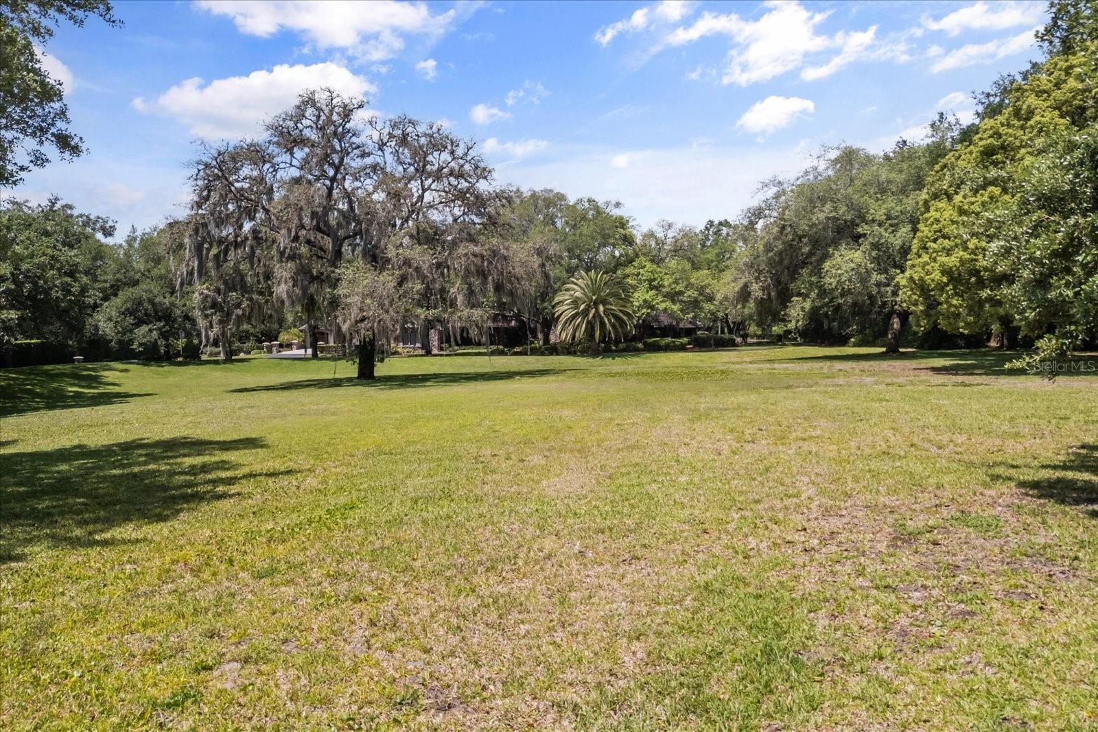 O6403834 Property Photo