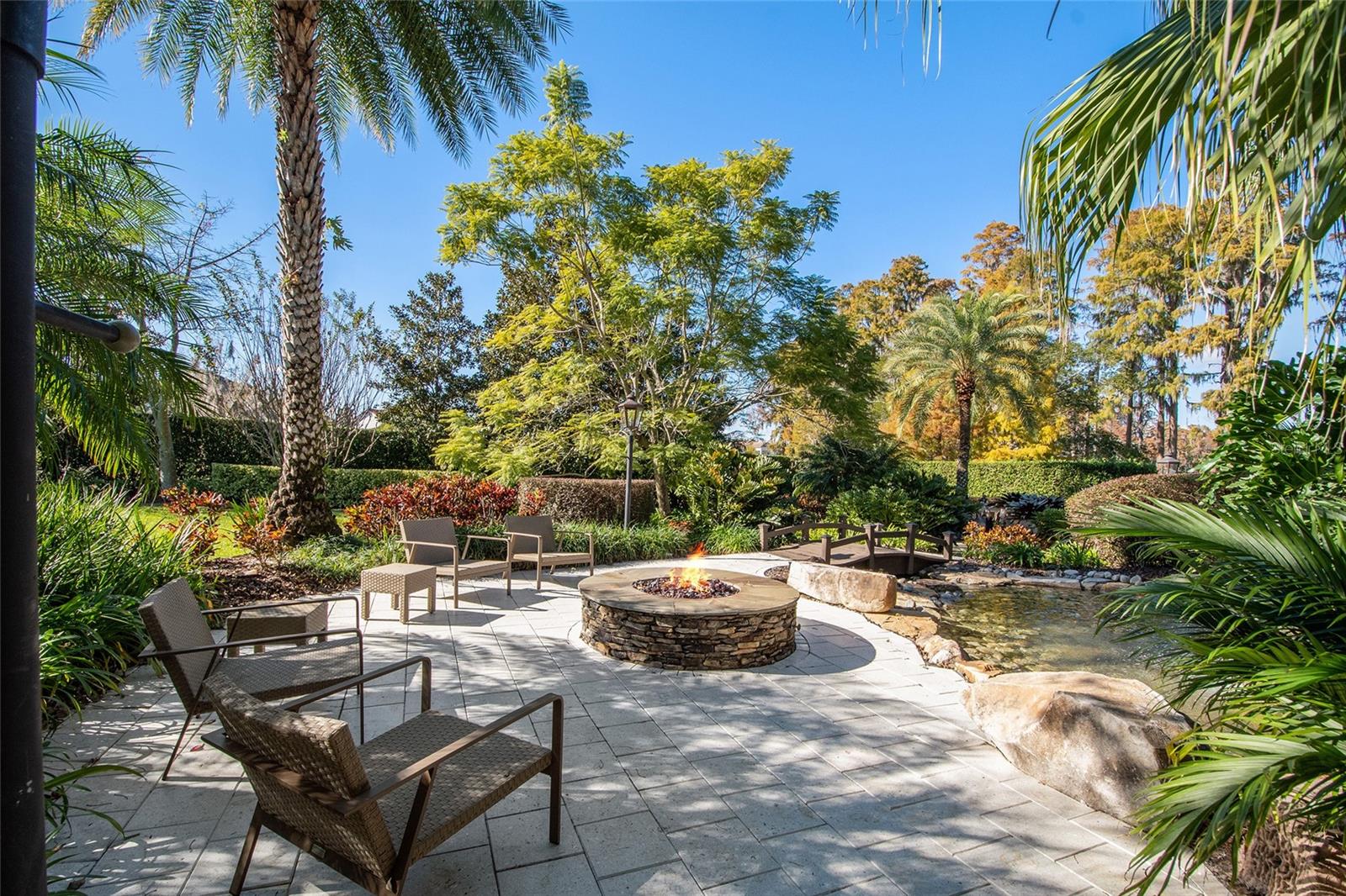 O6404415 Property Photo