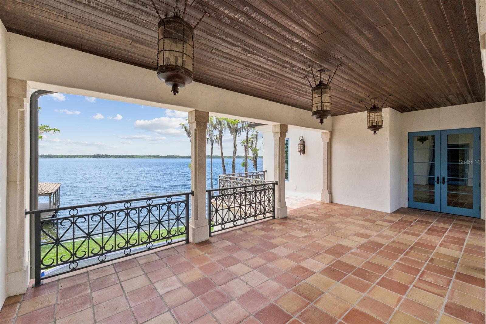 O6404671 Property Photo