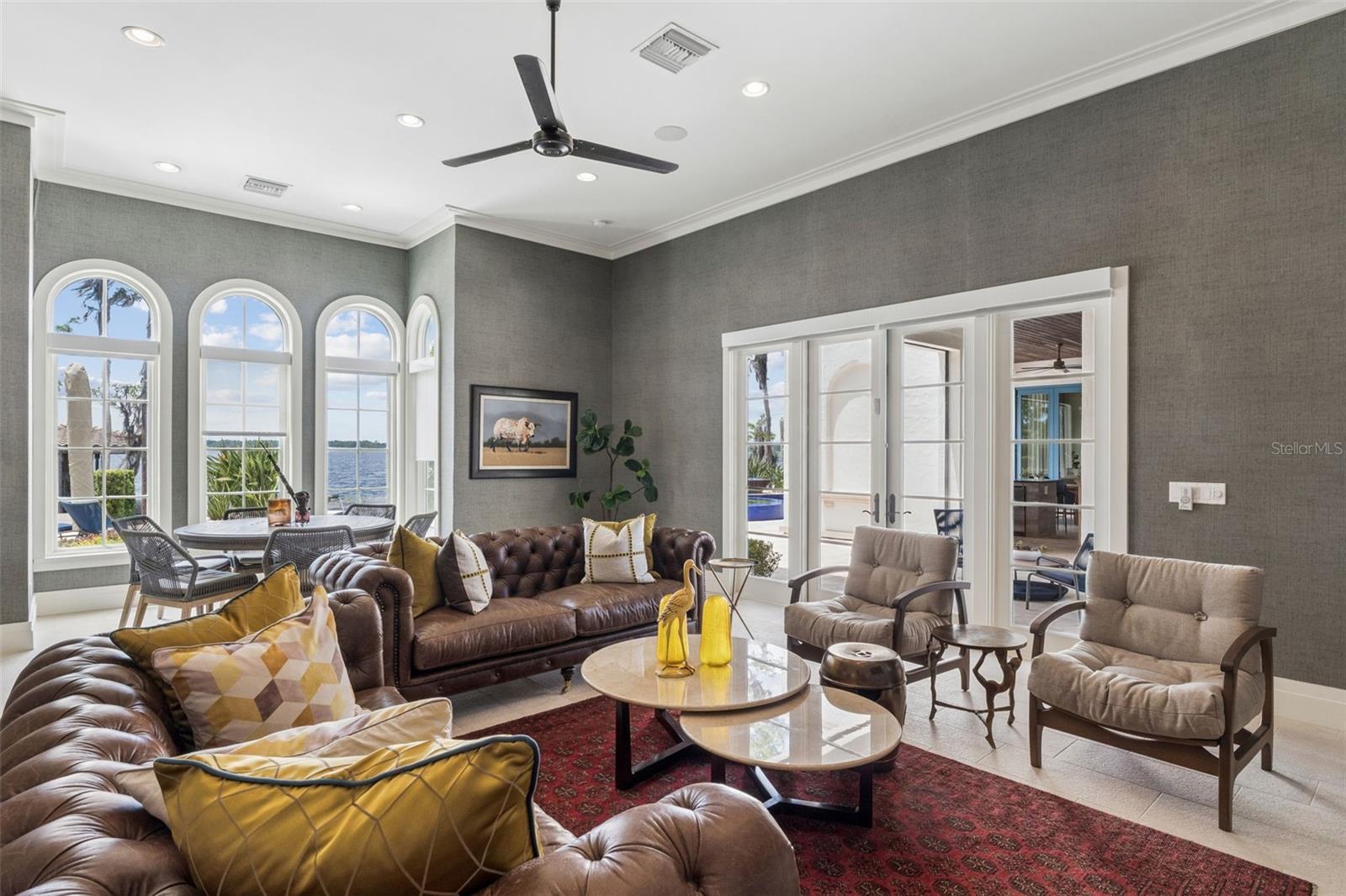O6404671 Property Photo