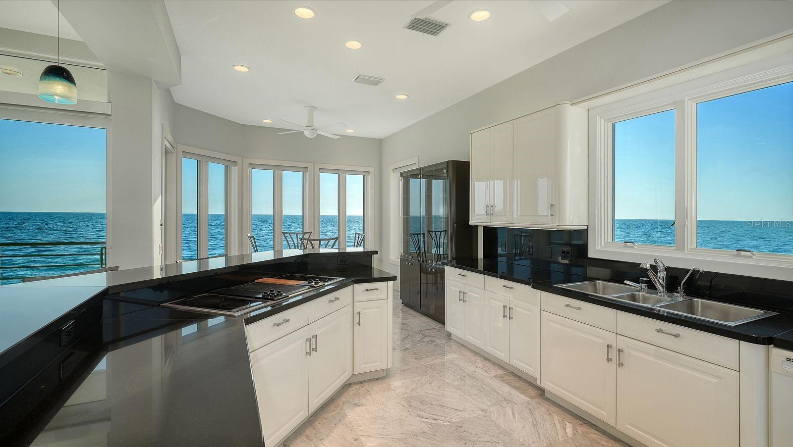 A4692471 Property Photo