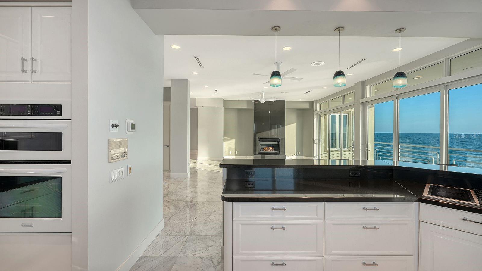A4692471 Property Photo
