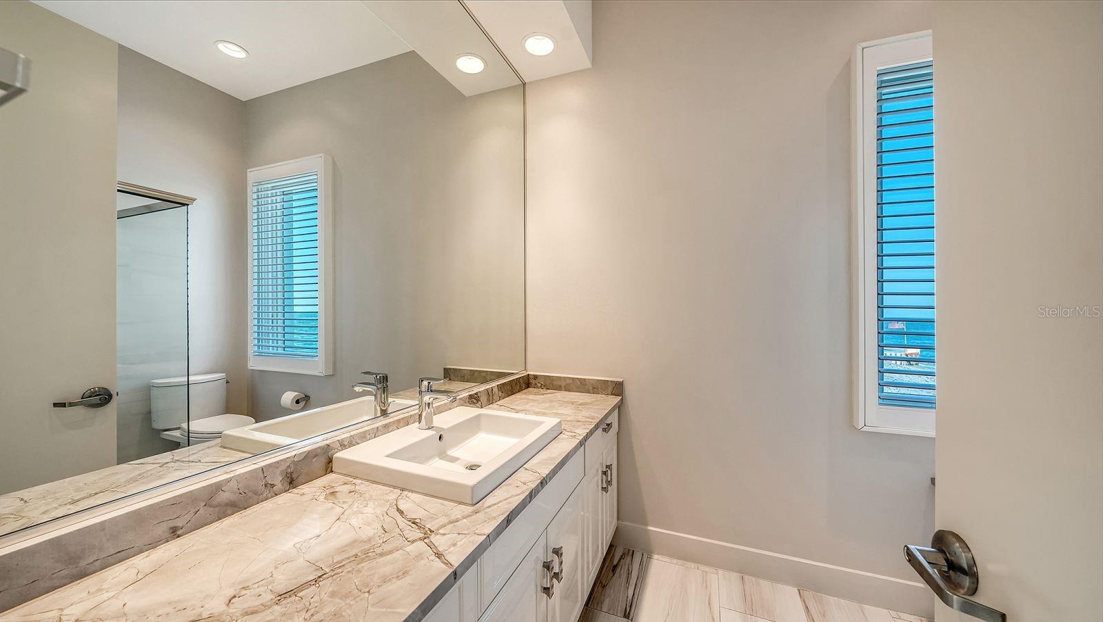 A4692471 Property Photo