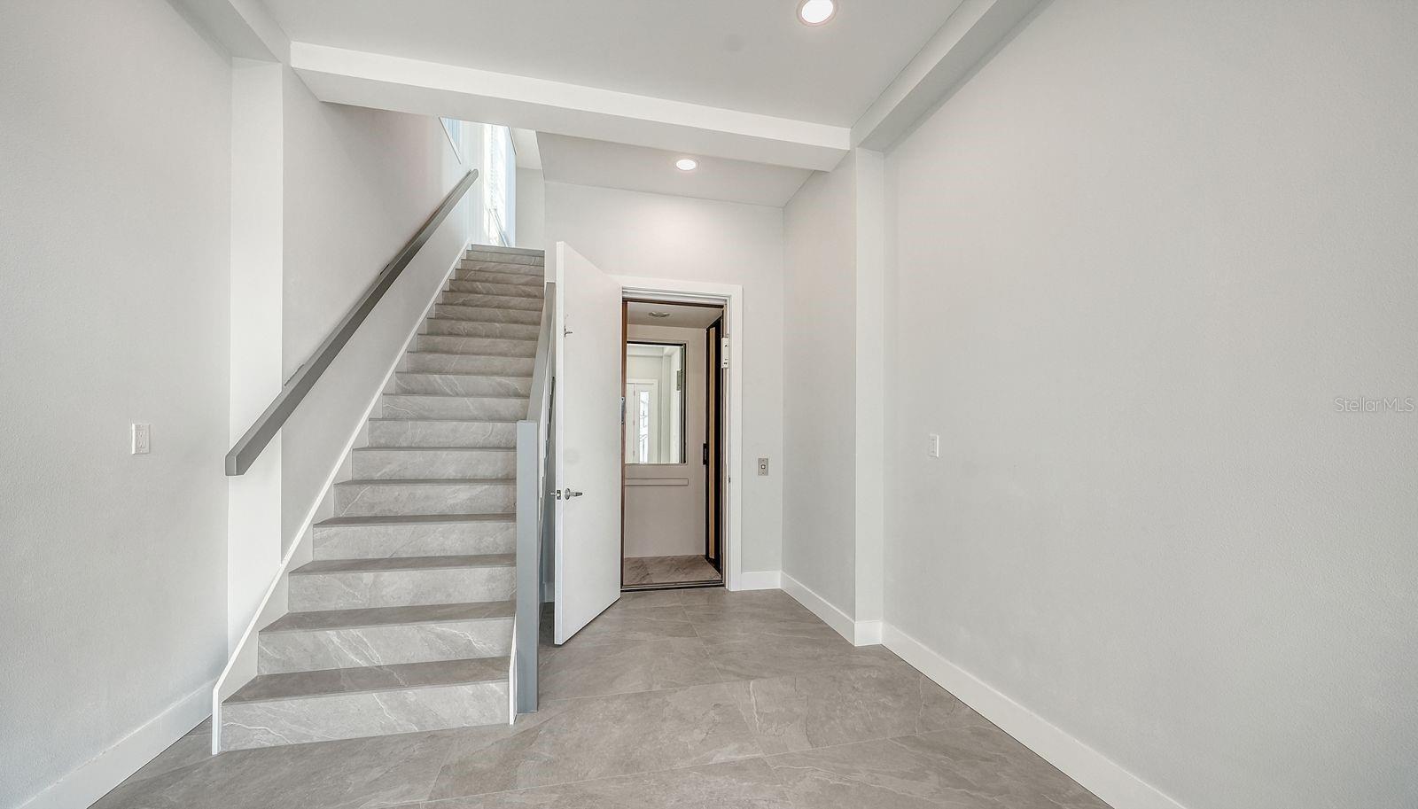A4692471 Property Photo