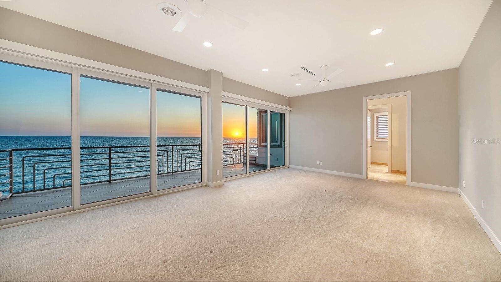 A4692471 Property Photo