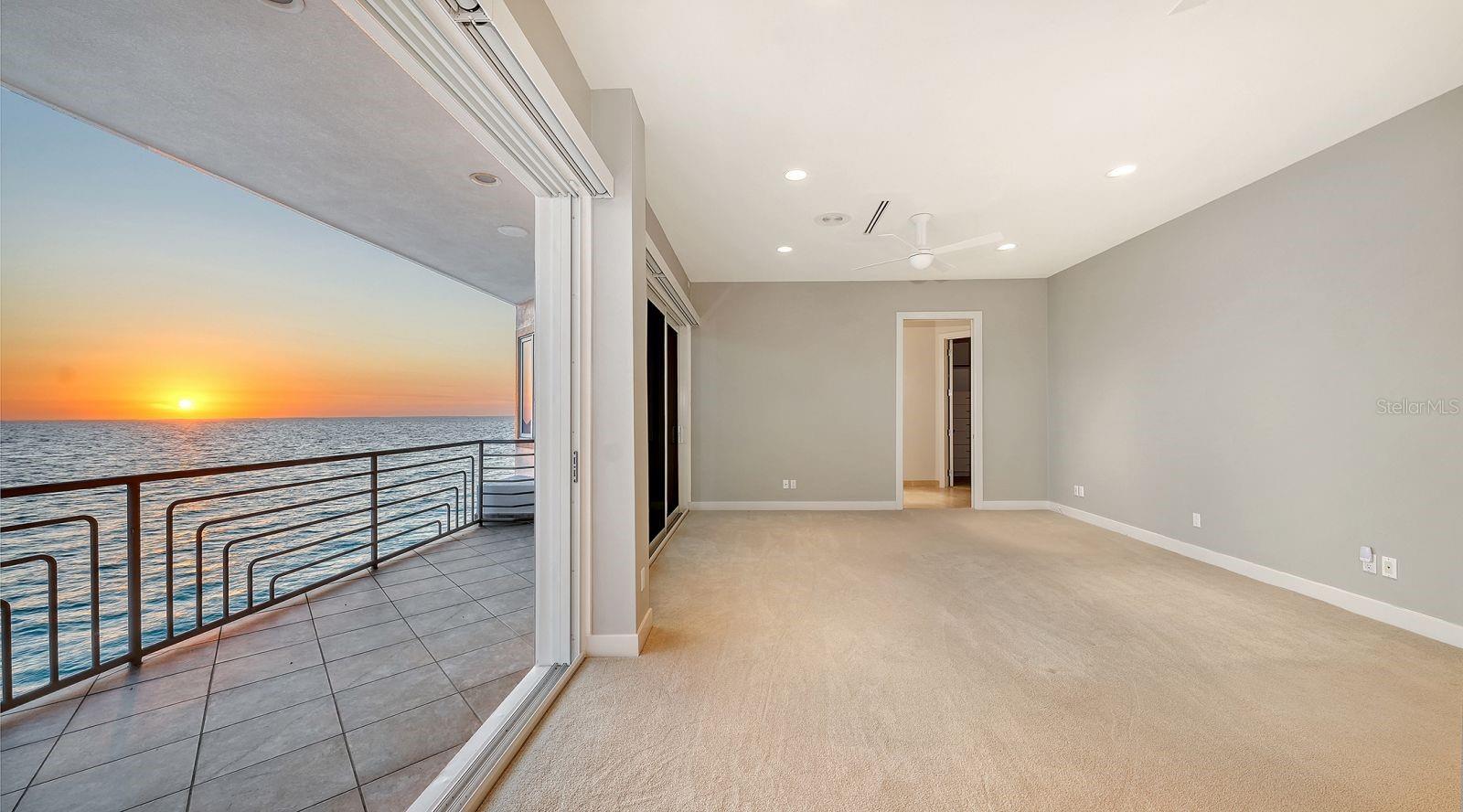 A4692471 Property Photo