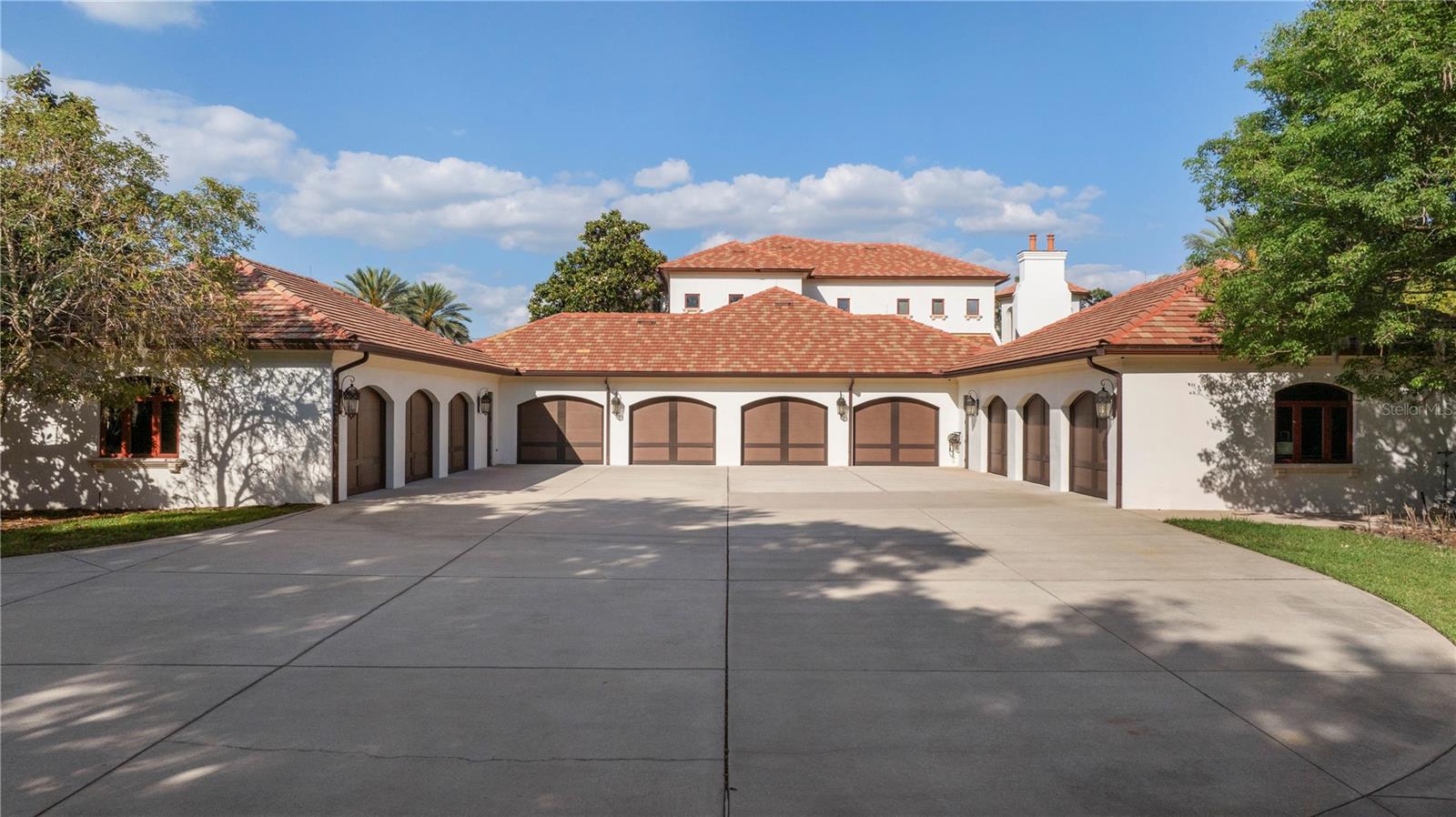O6404938 Property Photo