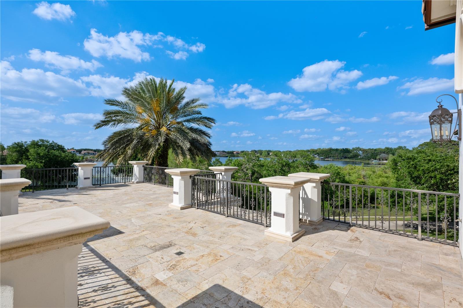 O6404938 Property Photo