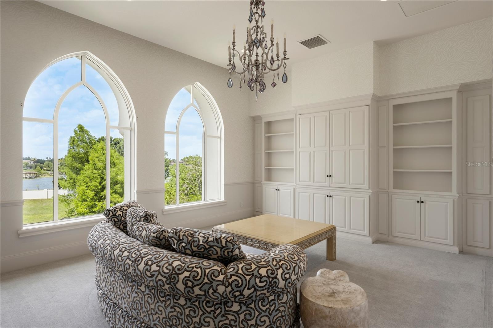 O6404938 Property Photo