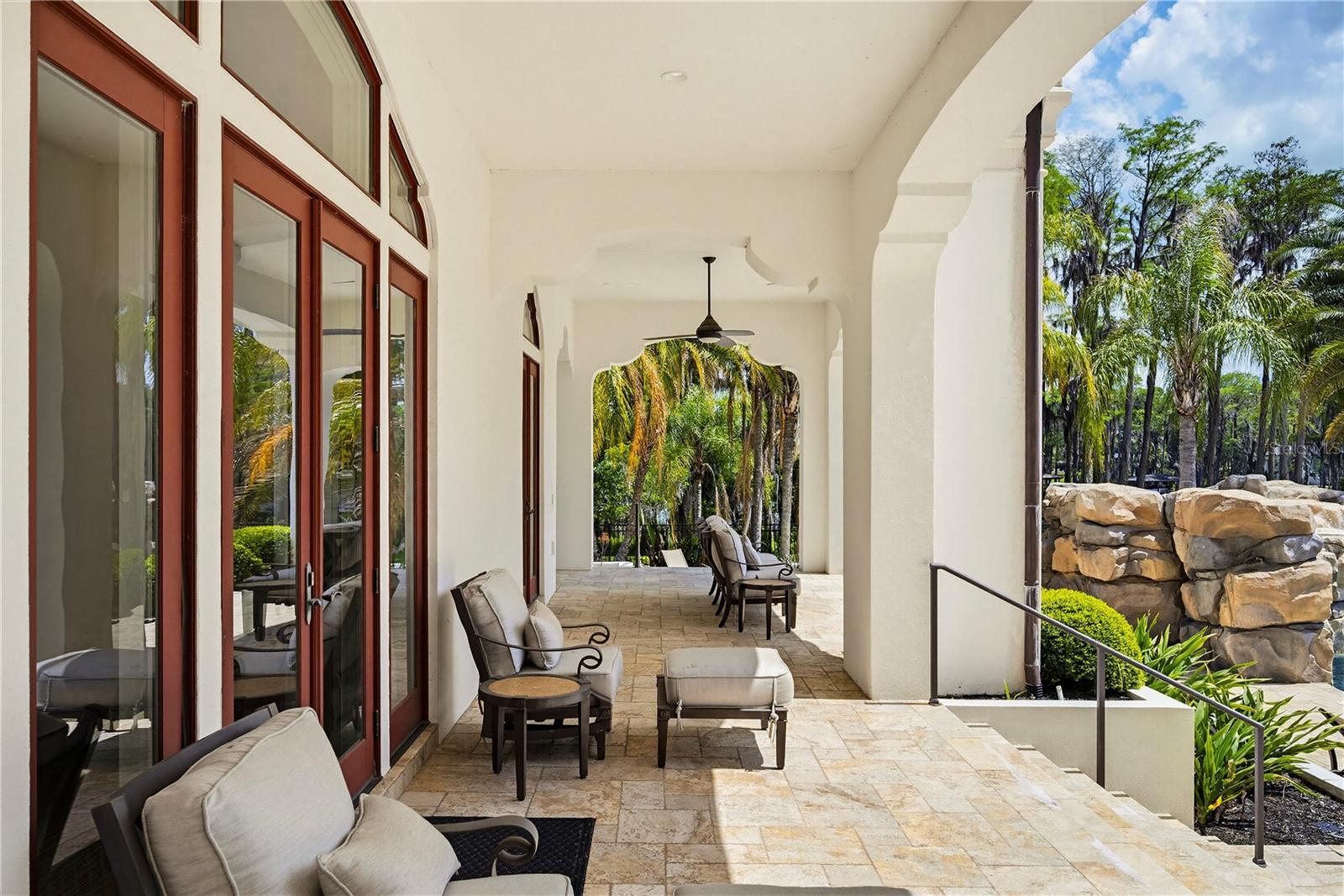 O6404938 Property Photo