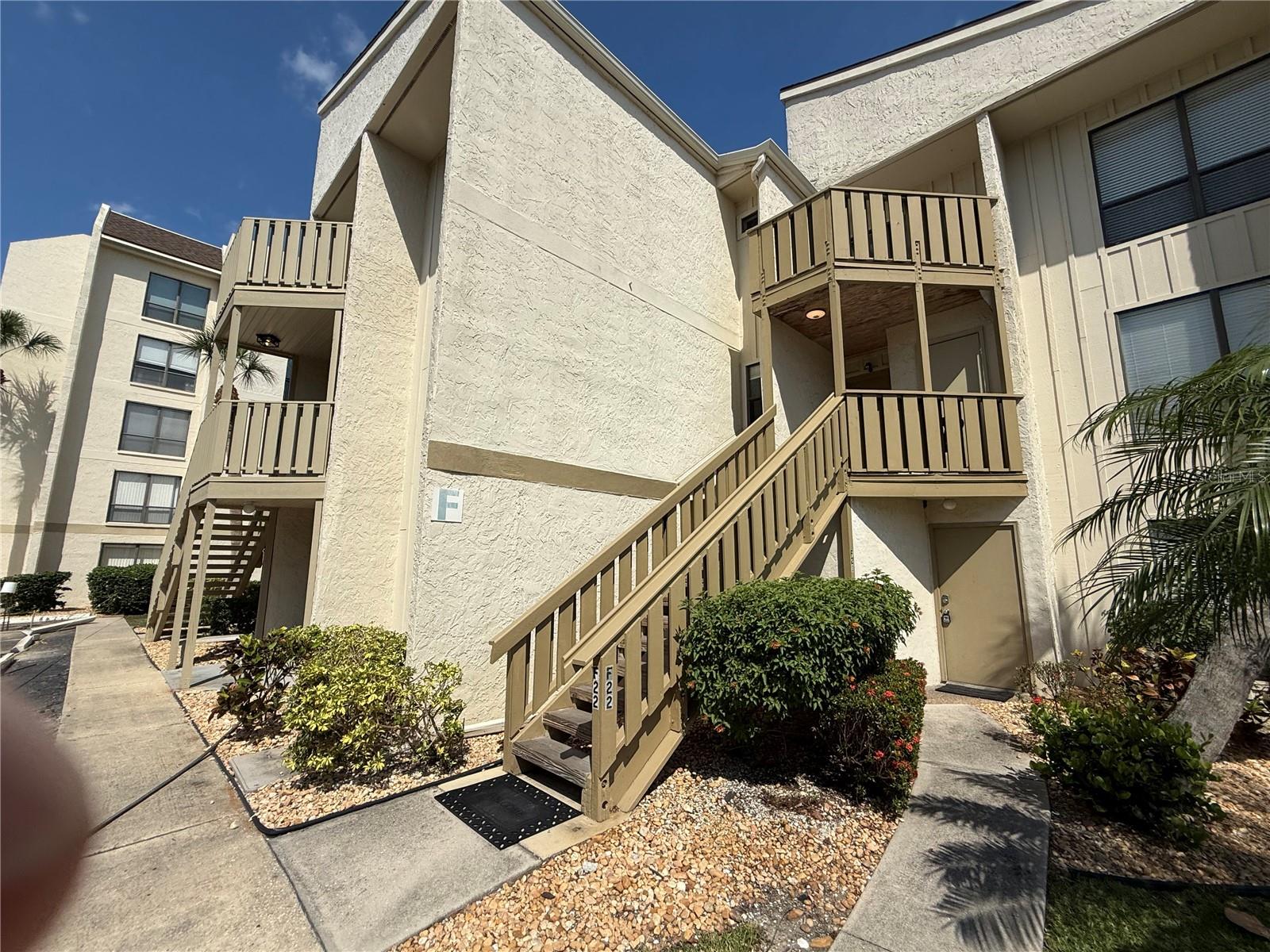 Bay Oaks, Sarasota, FL 