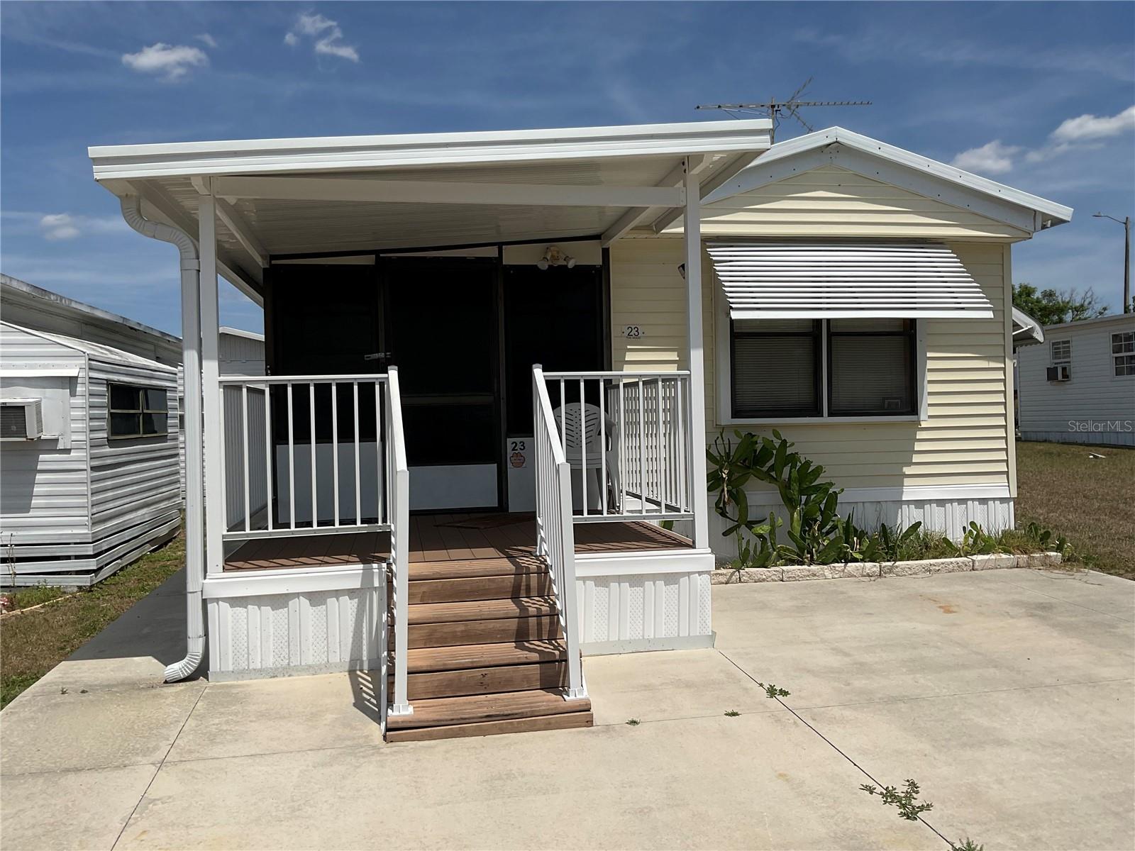 MLS# TB8505960 Property Photo