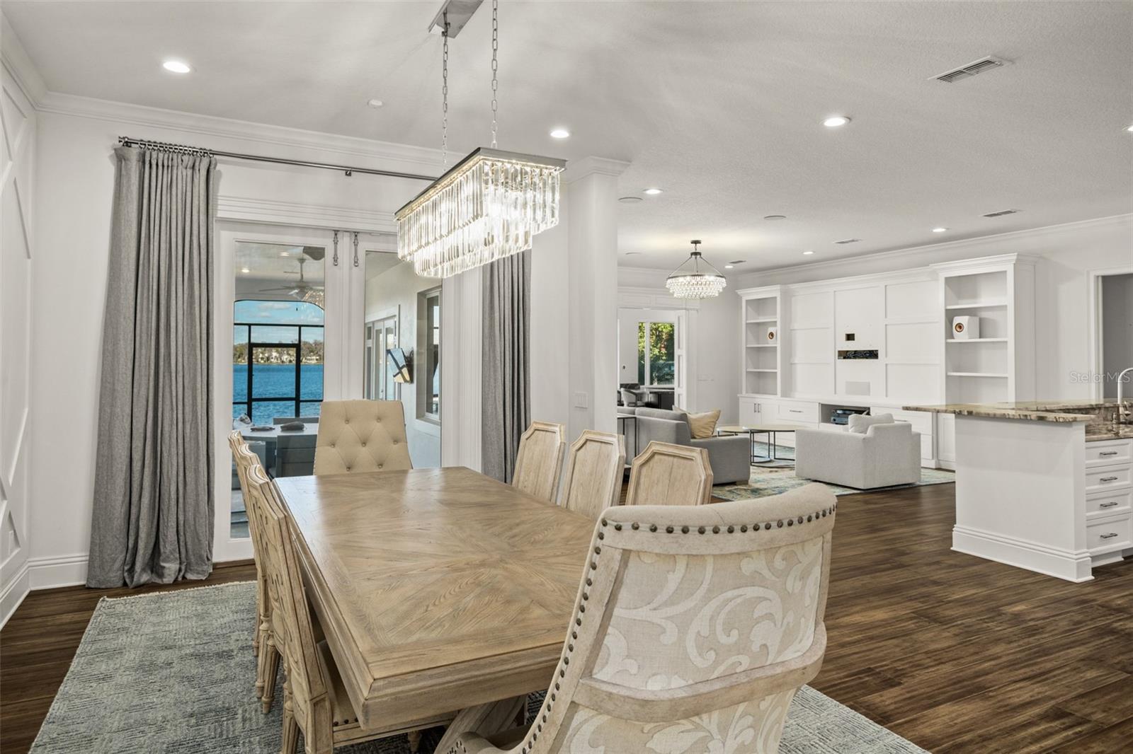 O6407107 Property Photo