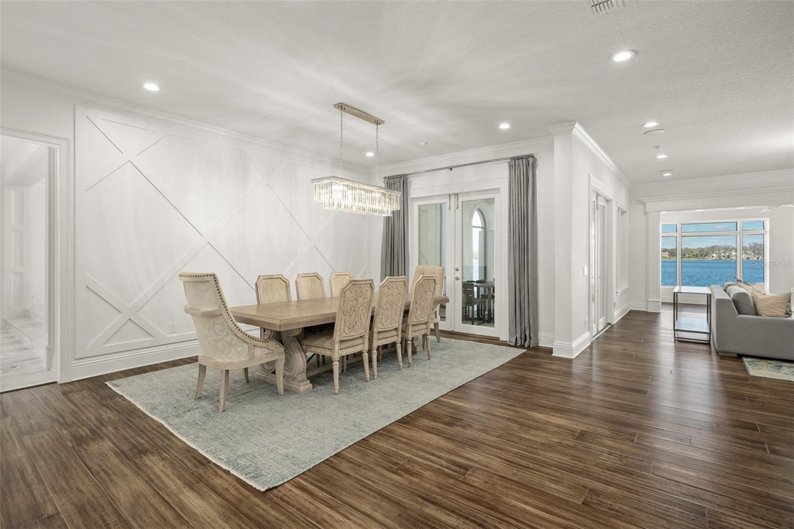 O6407107 Property Photo