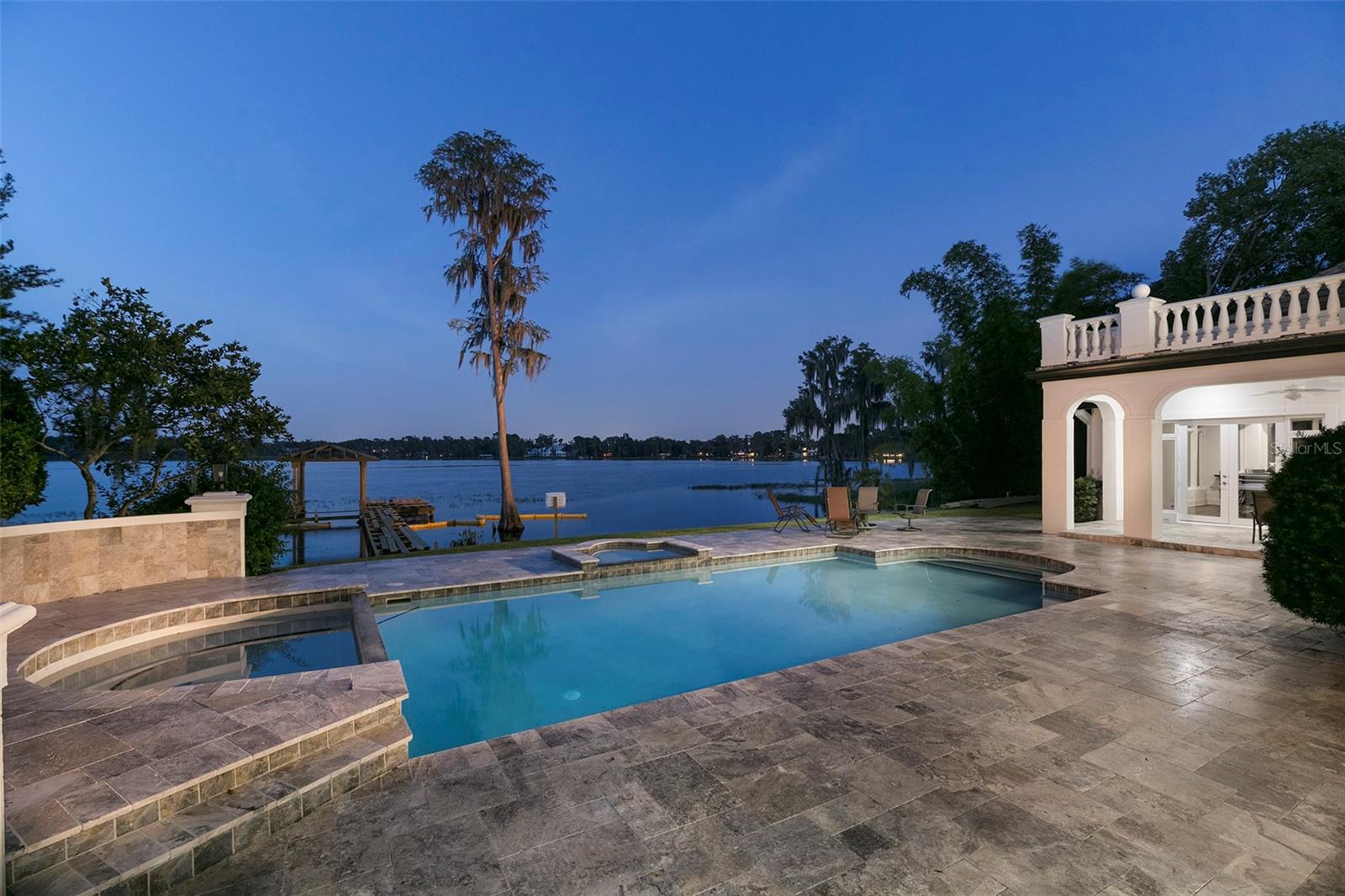 O6407107 Property Photo