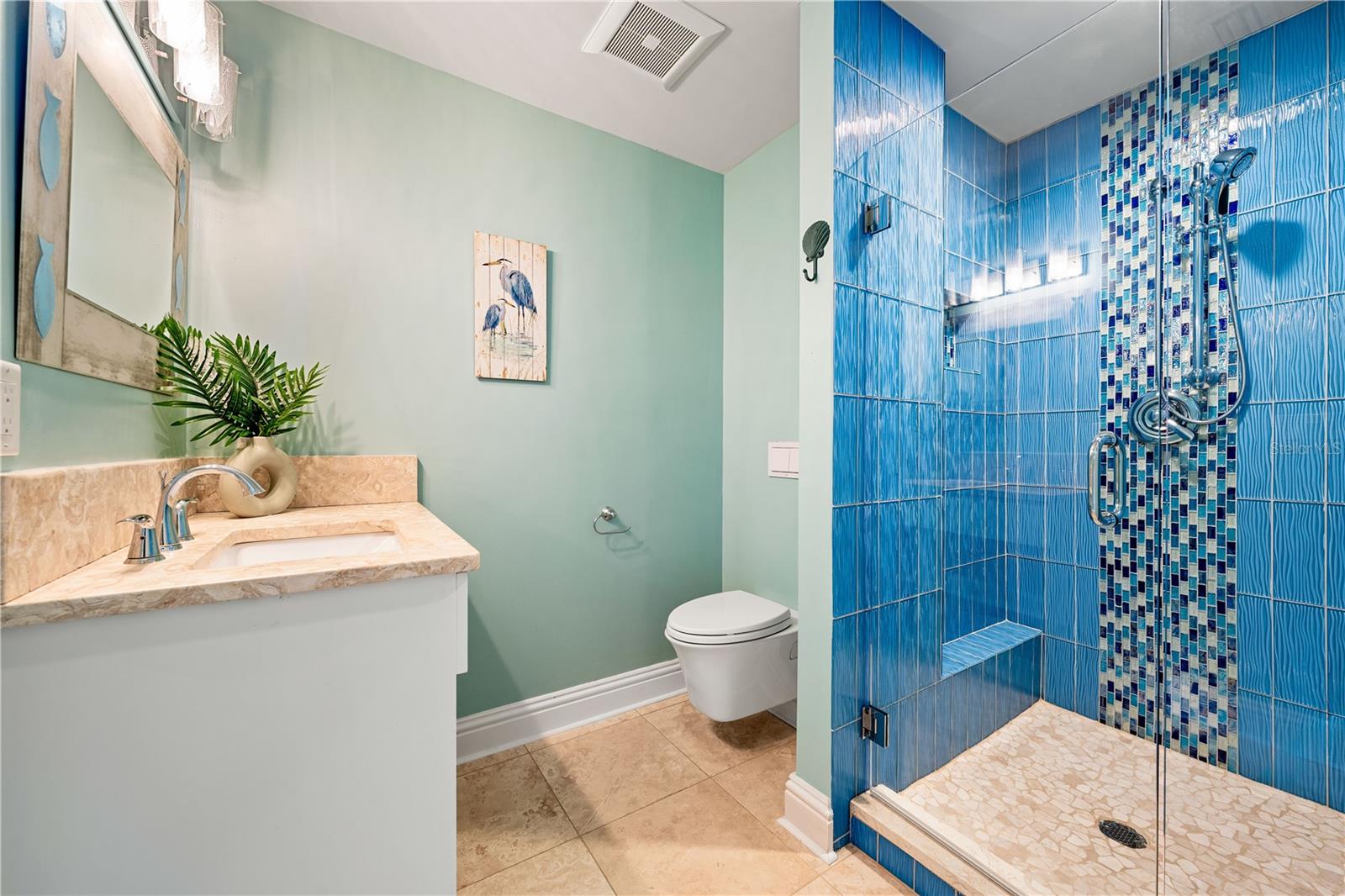 A4693355 Property Photo