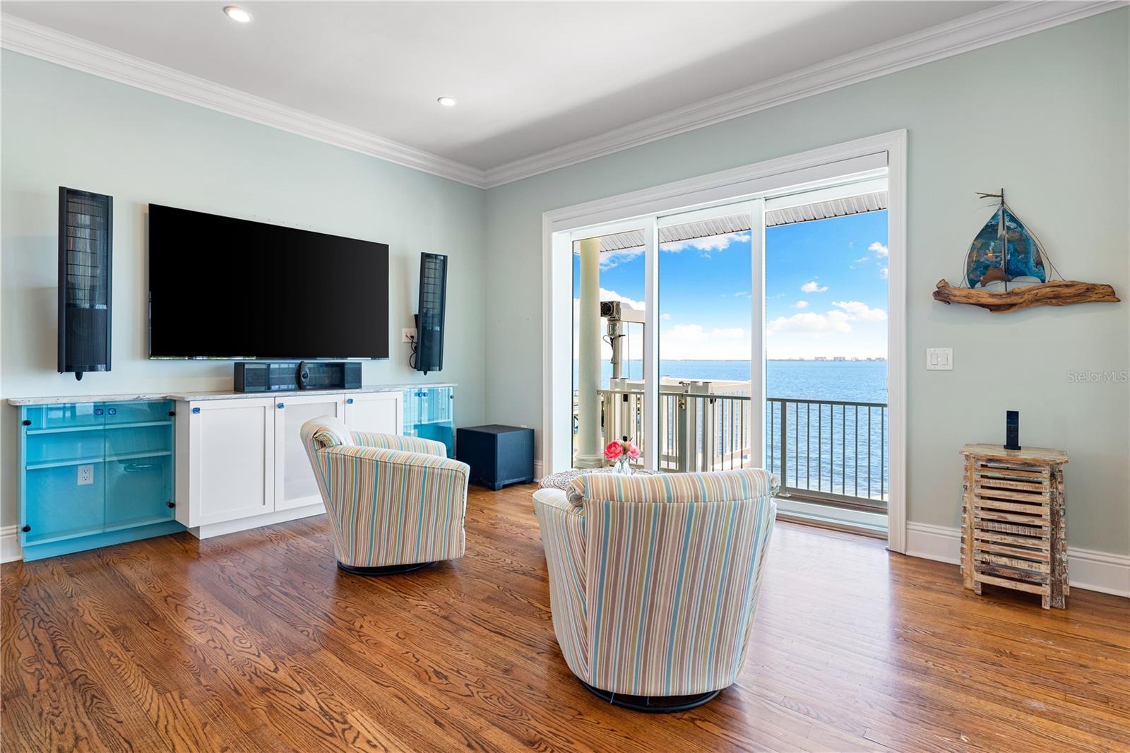 A4693355 Property Photo