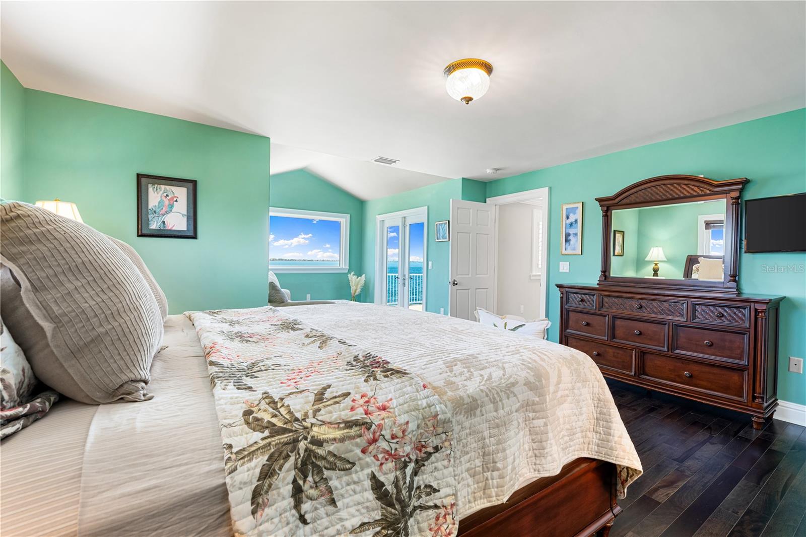 A4693355 Property Photo