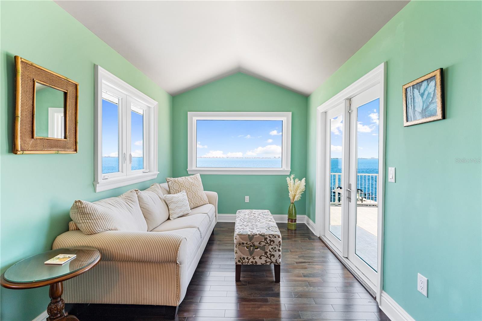 A4693355 Property Photo