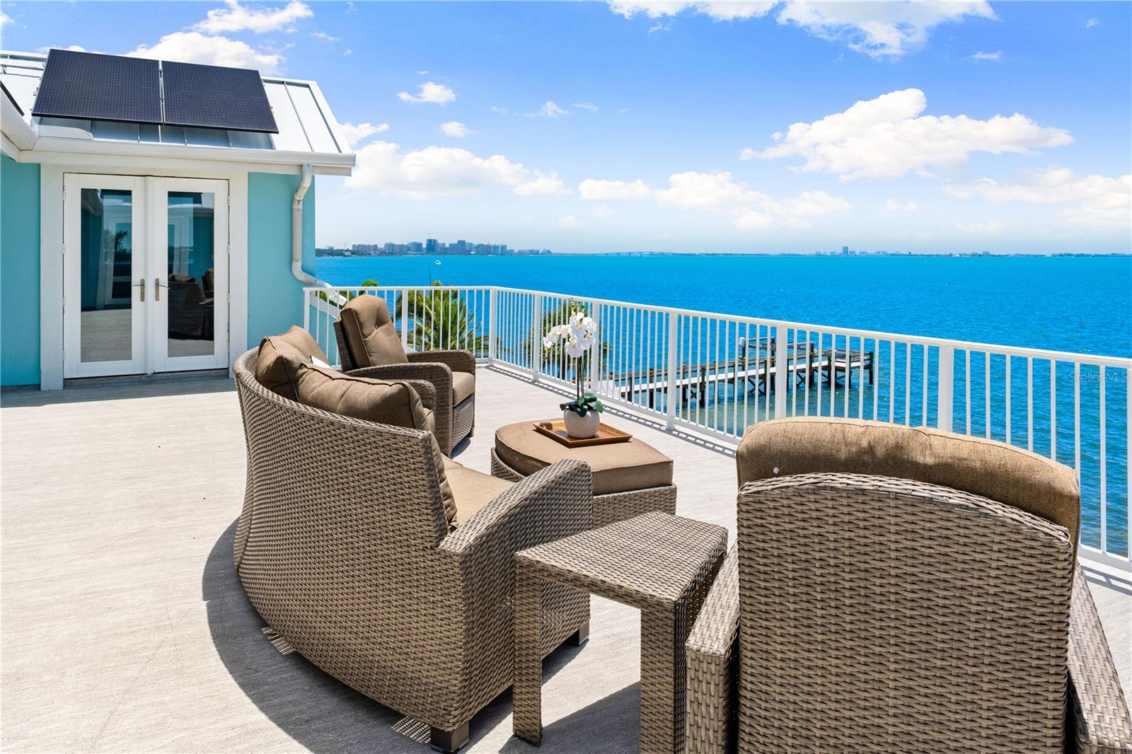 A4693355 Property Photo