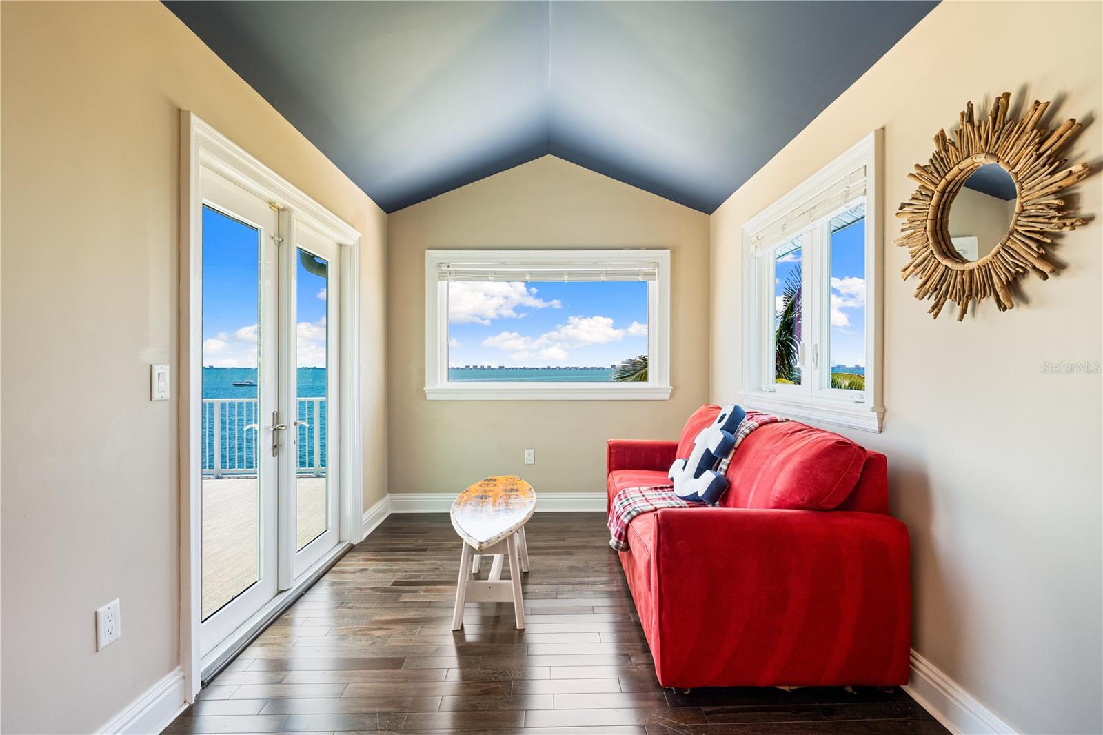 A4693355 Property Photo