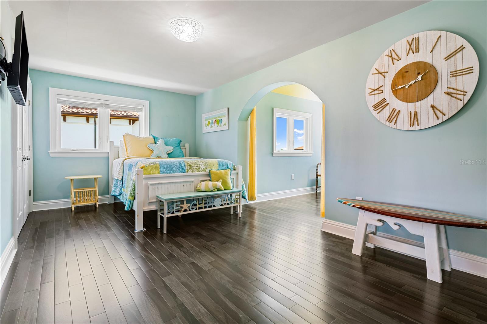 A4693355 Property Photo