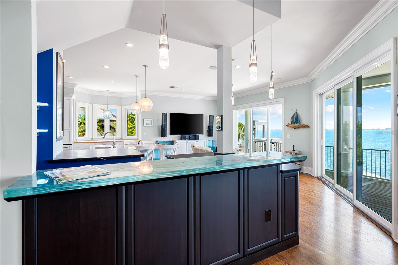 A4693355 Property Photo