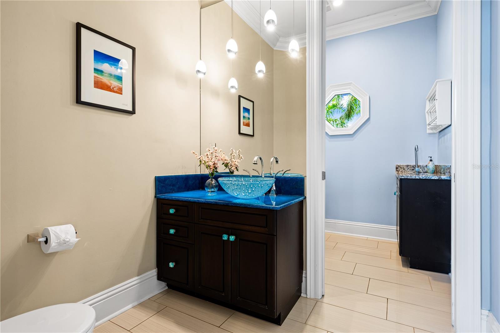 A4693355 Property Photo