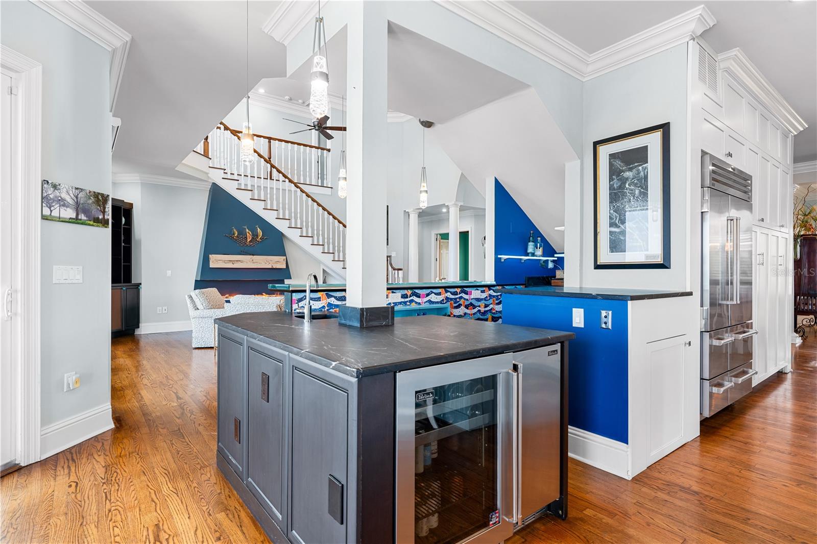 A4693355 Property Photo