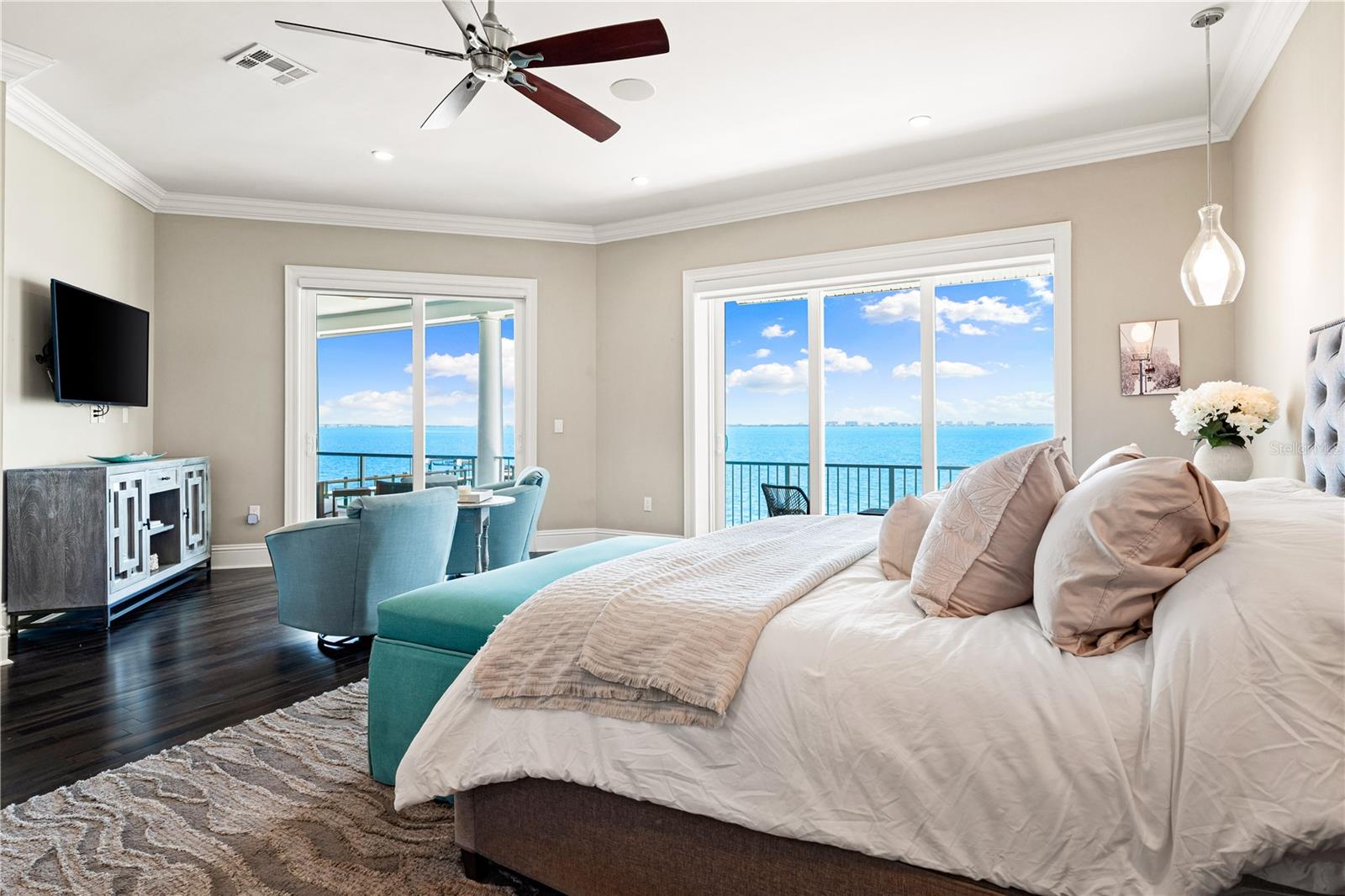 A4693355 Property Photo