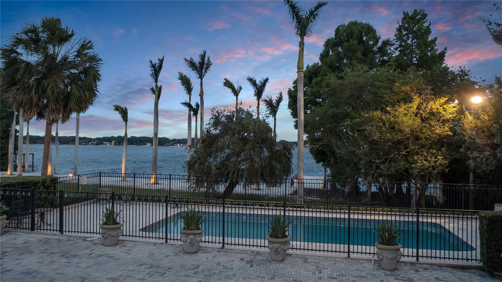 O6407557 Property Photo