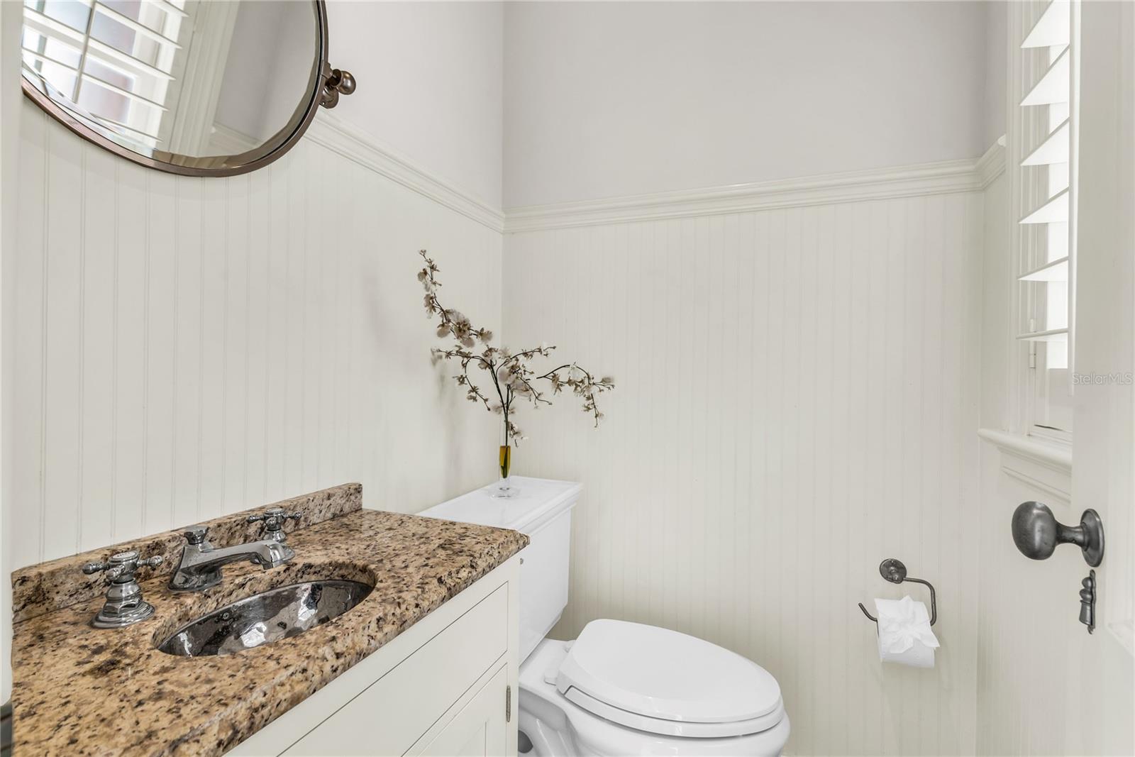O6407557 Property Photo