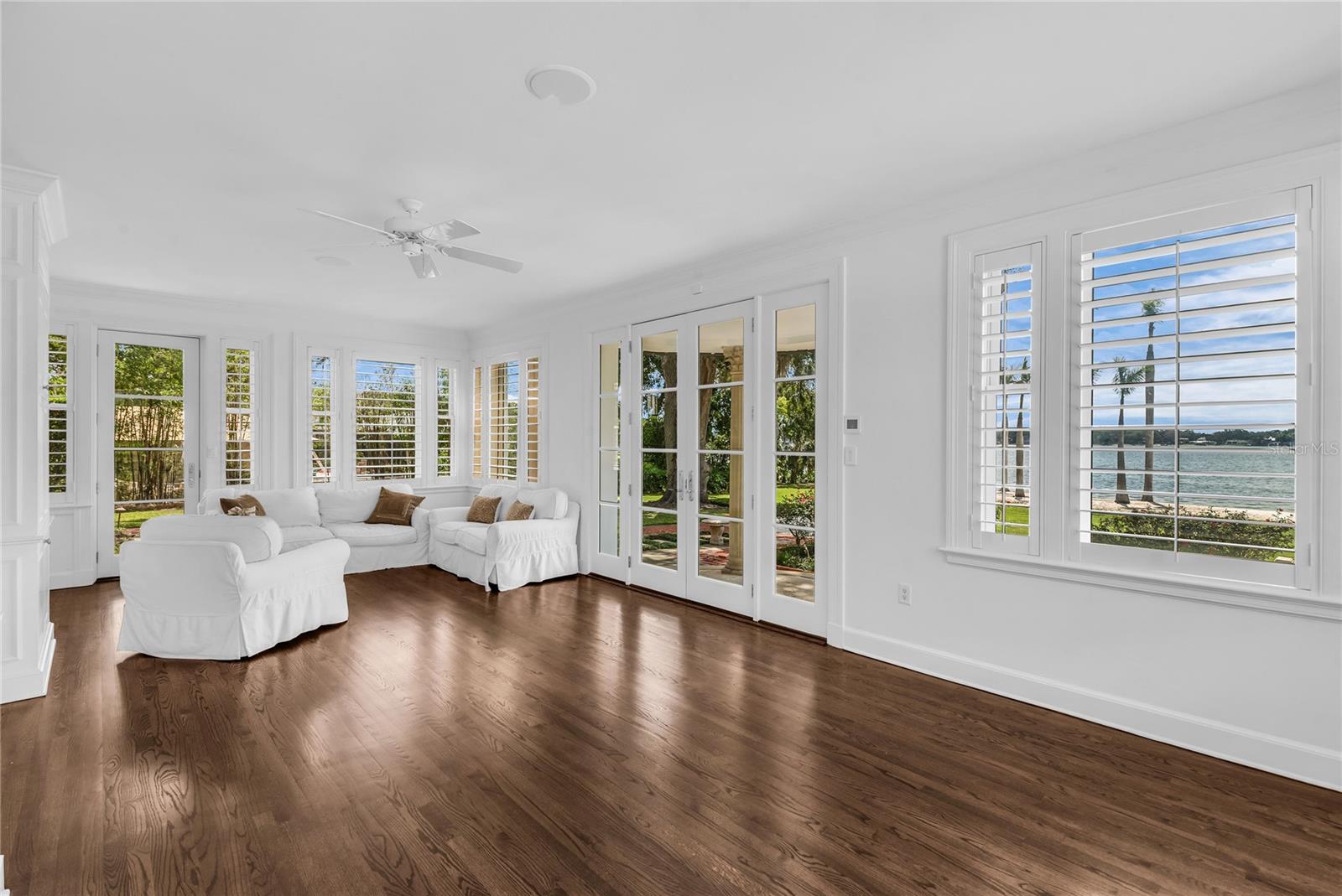 O6407557 Property Photo
