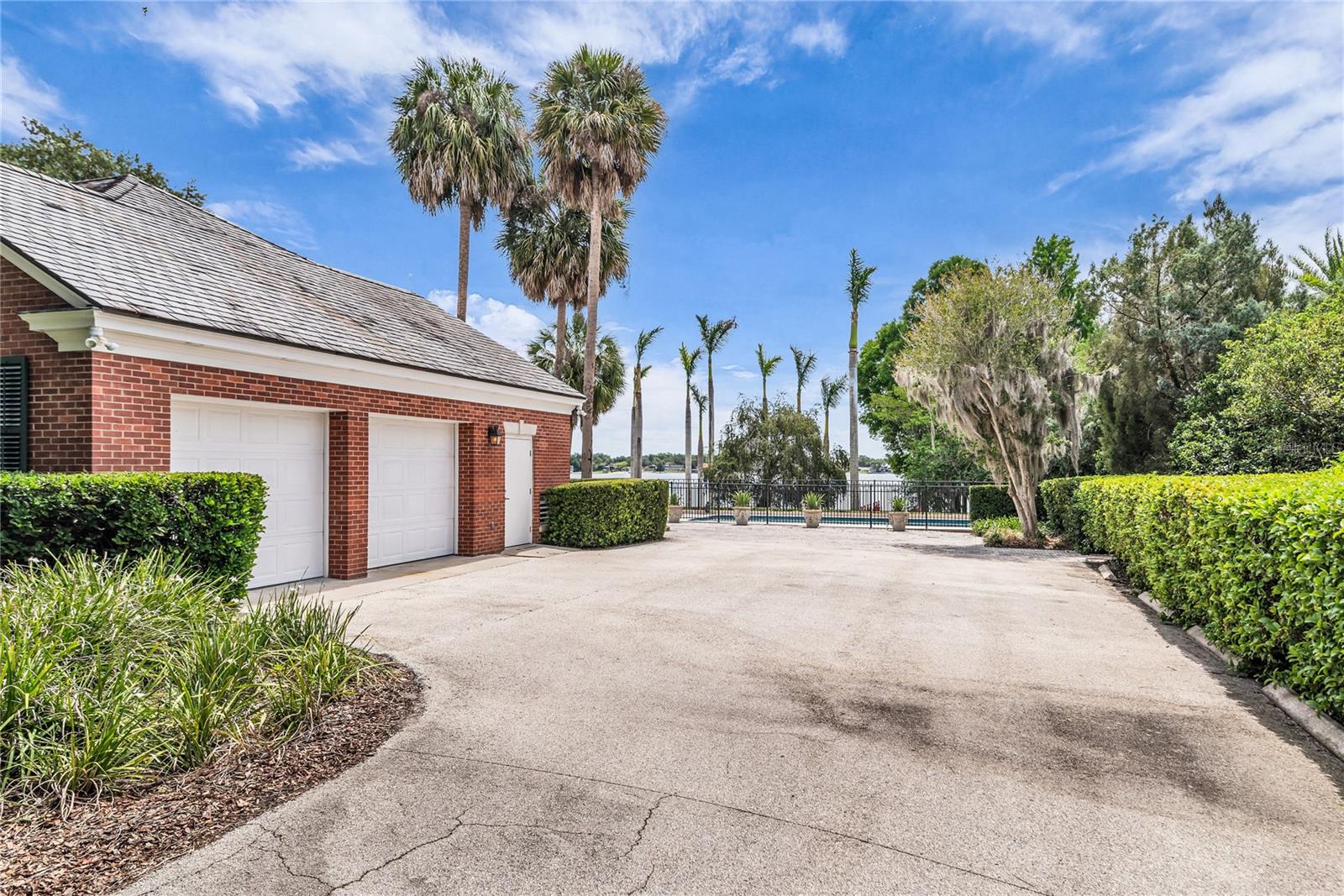O6407557 Property Photo