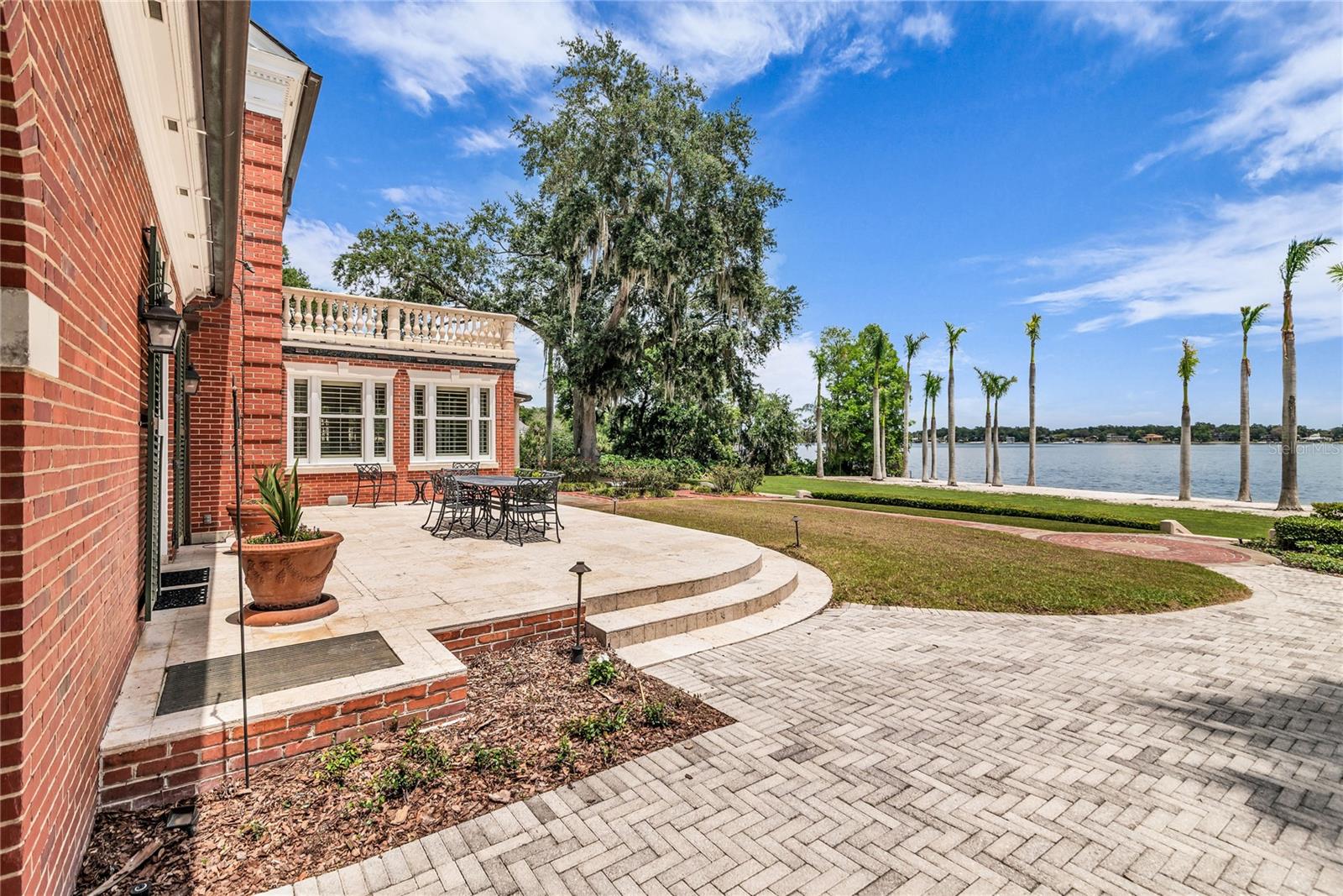 O6407557 Property Photo