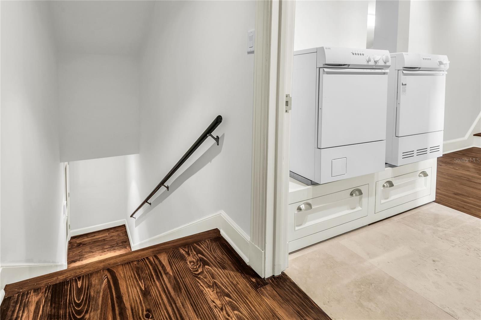 O6407557 Property Photo