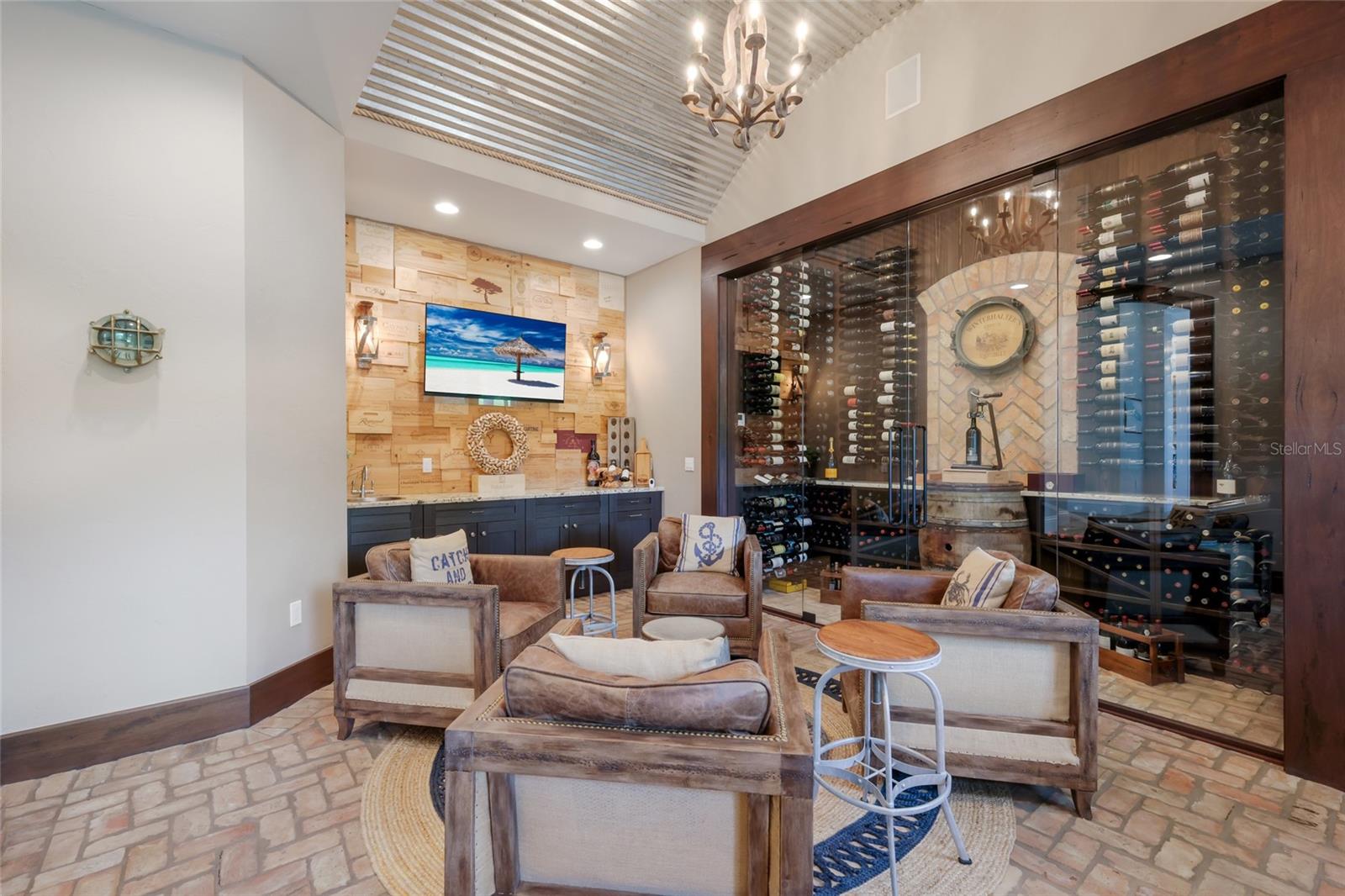 A4693529 Property Photo