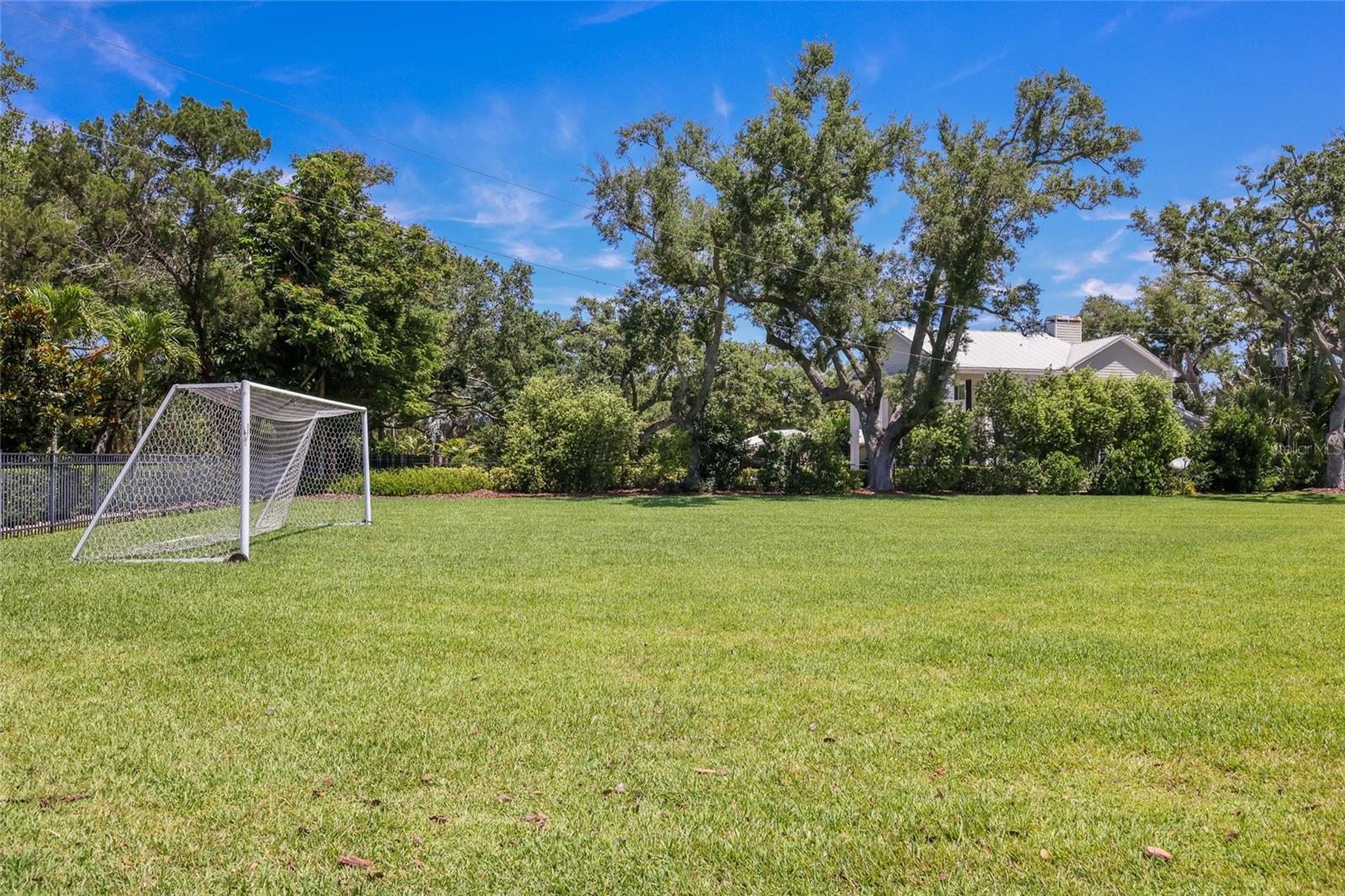 A4693529 Property Photo