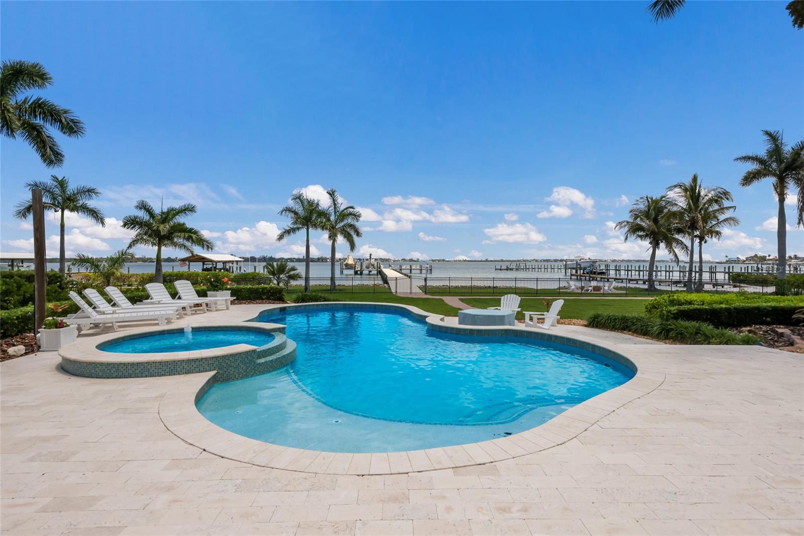 A4693529 Property Photo