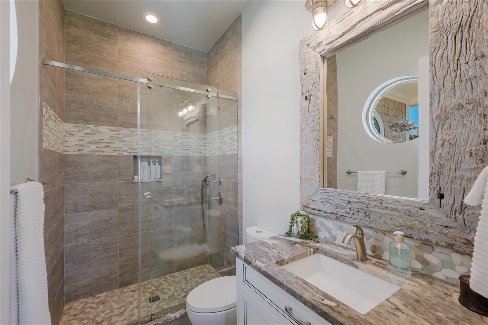 A4693529 Property Photo