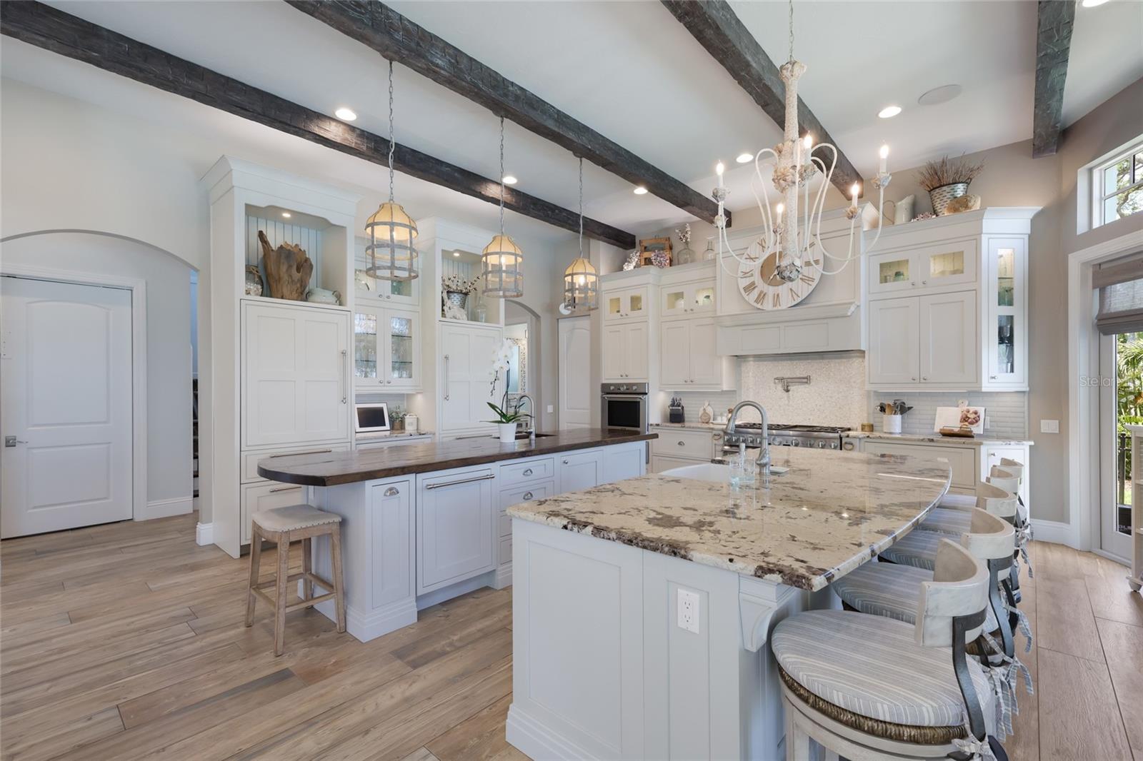 A4693529 Property Photo
